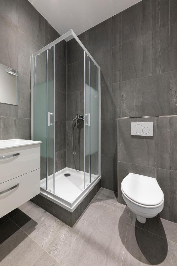 Iqs Rooms - Chambre Double Avec Salle De Bain Luxemburg Exteriör bild